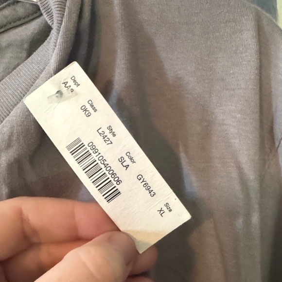 NWT J. Crew Light Gray Men's Short Sleeve Tee - Picture 3 of 4